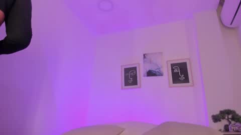 Alejandra online show from 04.09.26