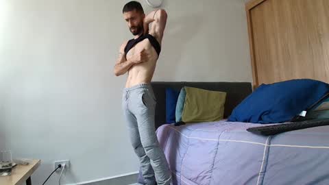 Alejandro Hernndez online show from 01.25.25