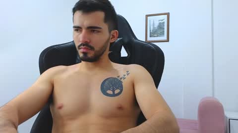 Snapshot of alejandroo_7 chatting on 01.13.25 alejandroo_7 online show from 01.13.25