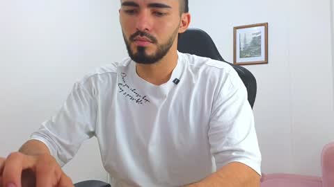 Snapshot of alejandroo_7 chatting on 01.30.25 alejandroo_7 online show from 01.30.25