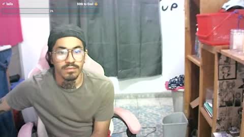 Snapshot of alejandropppzz chatting on 02.07.25 alejandropppzz online show from 02.07.25