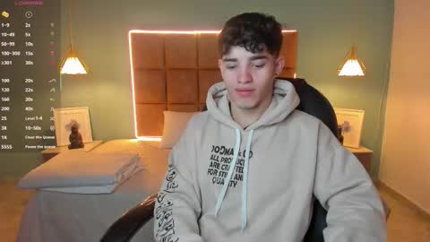 ALejoo Saenz online show from 10.15.25