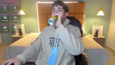 ALejoo Saenz online show from 11.10.25