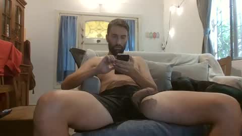 Snapshot of alekessler chatting on 03.08.25 alekessler online show from 03.08.25