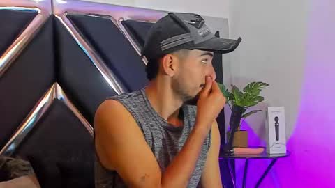 Alek online show from 09.27.25