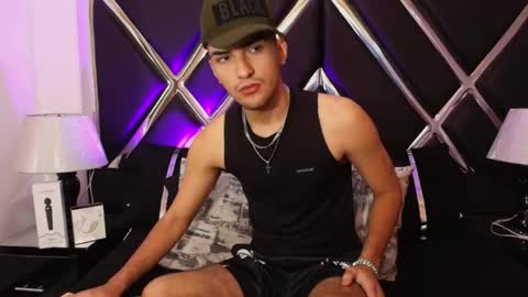 Alek online show from 10.18.25