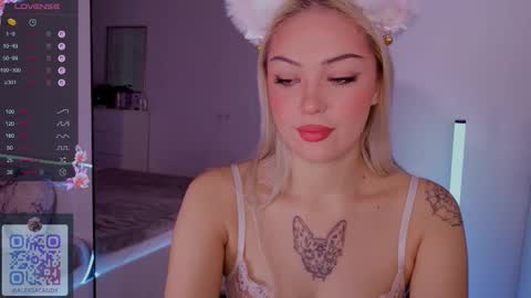 Snapshot of aleksa_candy chatting on 09.15.25 aleksa_candy online show from 09.15.25
