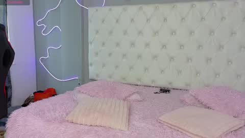 Snapshot of alektra_bryce chatting on 09.16.25 alektra_bryce online show from 09.16.25