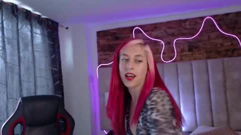 Snapshot of alektra_bryce chatting on 09.28.25 alektra_bryce online show from 09.28.25