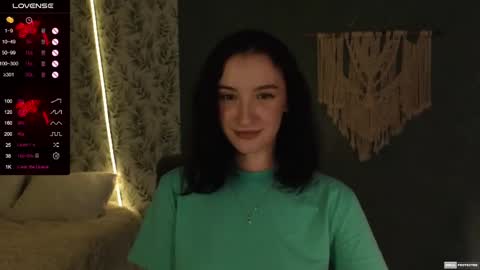 Snapshot of alena_navi chatting on 02.01.25 Alena online show from 02.01.25