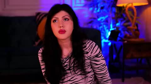 Snapshot of alenacapricious chatting on 10.22.25 alenacapricious online show from 10.22.25