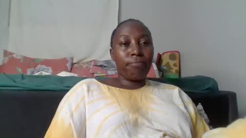 Noreen Kennth and Emilly online show from 10.23.25