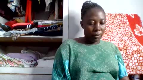 Snapshot of alesha_ chatting on 11.03.25 Noreen Kennth and Emilly online show from 11.03.25