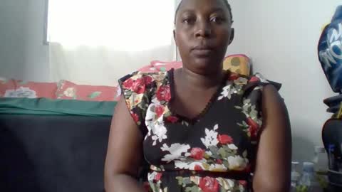 Snapshot of alesha_ chatting on 11.05.25 Noreen Kennth and Emilly online show from 11.05.25