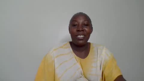 Snapshot of alesha_ chatting on 11.23.25 Noreen Kennth and Emilly online show from 11.23.25