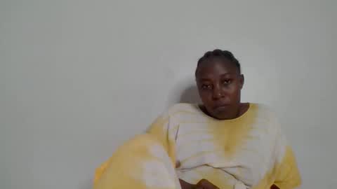 Snapshot of alesha_ chatting on 01.07.26 Noreen Kennth and Emilly online show from 01.07.26