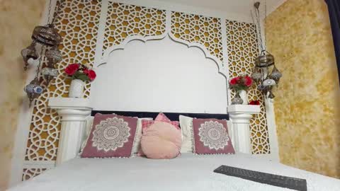 alesha_arabian_ online show from 11.27.25