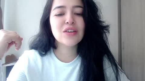 Snapshot of aleska_bell69 chatting on 11.01.25 Aleska online show from 11.01.25