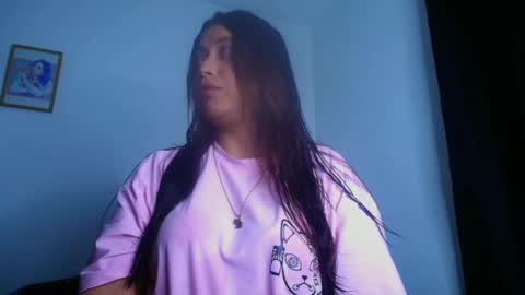 QUEEN OFF MILk  IM BACK  15 NOV online show from 02.23.25