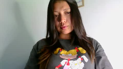 QUEEN OFF MILk  IM BACK  15 NOV online show from 03.04.26