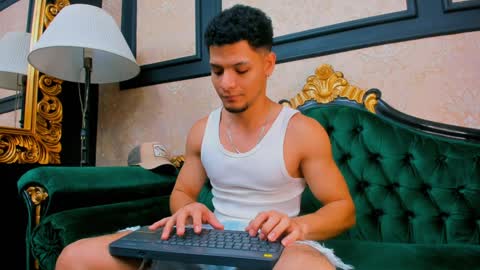 Alessandro King online show from 01.14.25