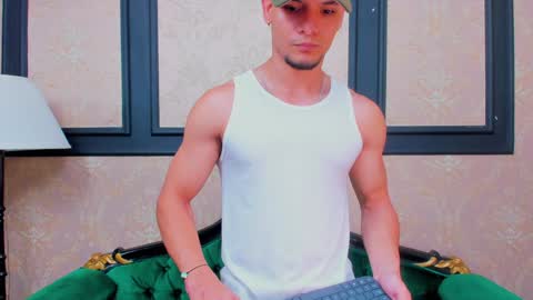 Alessandro King online show from 01.15.25
