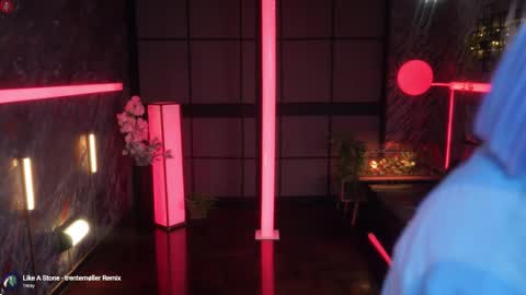 Alessa Goreng online show from 10.24.25