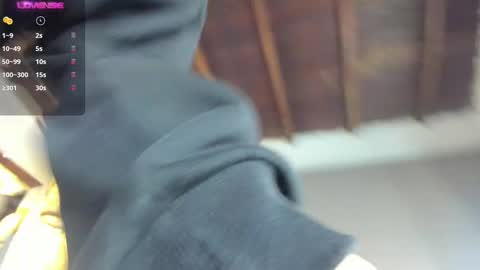 Alessa  online show from 09.11.25