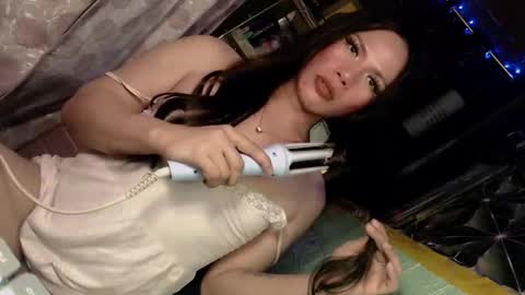 alessandra_megzz online show from 03.06.26