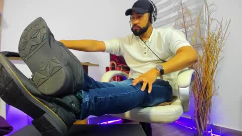 ALESSANDRO  WYE online show from 12.01.24