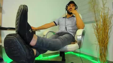 ALESSANDRO  WYE online show from 12.05.24