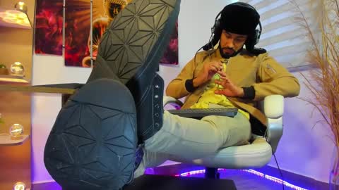 ALESSANDRO  WYE online show from 12.22.24