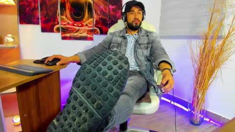 ALESSANDRO  WYE online show from 01.07.25