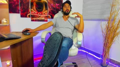 ALESSANDRO  WYE online show from 01.14.25