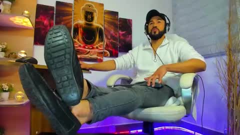 ALESSANDRO  WYE online show from 01.22.25