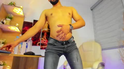 ALESSANDRO  WYE online show from 01.25.25