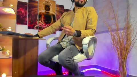 ALESSANDRO  WYE online show from 02.14.25