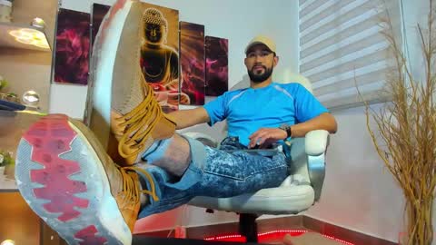 ALESSANDRO  WYE online show from 02.21.25