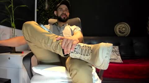 ALESSANDRO  WYE online show from 09.28.25