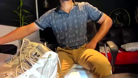 ALESSANDRO  WYE online show from 10.17.25