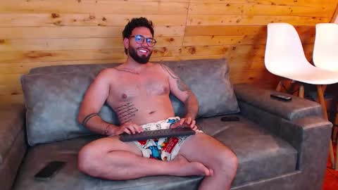 Snapshot of alessandro_alcala chatting on 02.07.26 Alessandro online show from 02.07.26