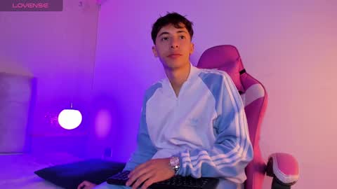Alessandro Dybala online show from 12.23.24