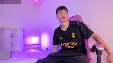 Alessandro Dybala online show from 12.28.24