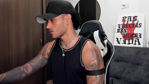 Alessandro Vanni online show from 10.08.25