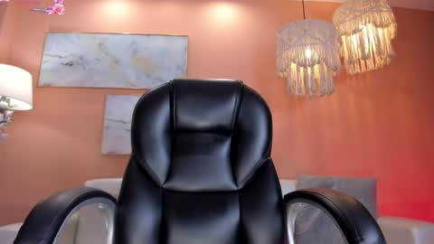 ALESSA ROMERO  online show from 01.08.25
