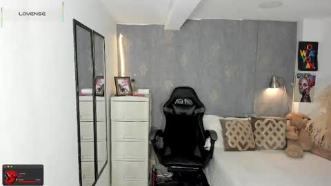 Yy  online show from 09.19.25