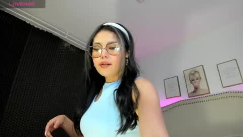 Alessia cruz online show from 12.17.24
