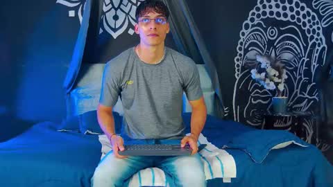 Alessio online show from 12.20.25