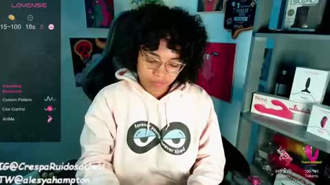 Snapshot of alesyahampton chatting on 02.14.25 Crespa Ruidosa online show from 02.14.25