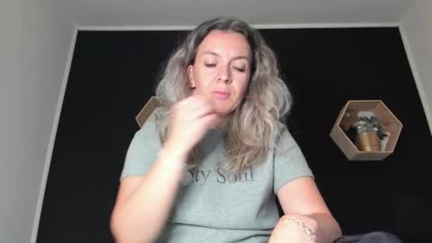 alesys69 online show from 09.20.25